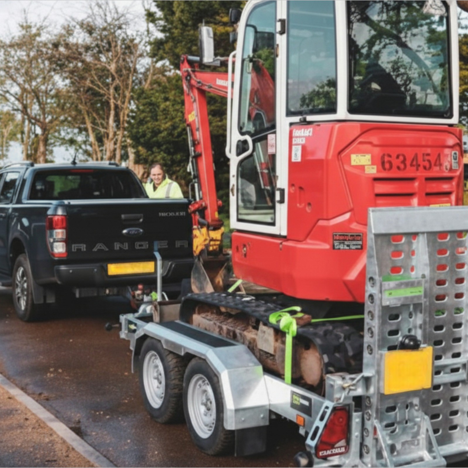9ft x 4ft Braked Twin Axle Heavy Duty Road Apache Plant Trailer with Rear Loading and Front Bucket Rest - Image 32