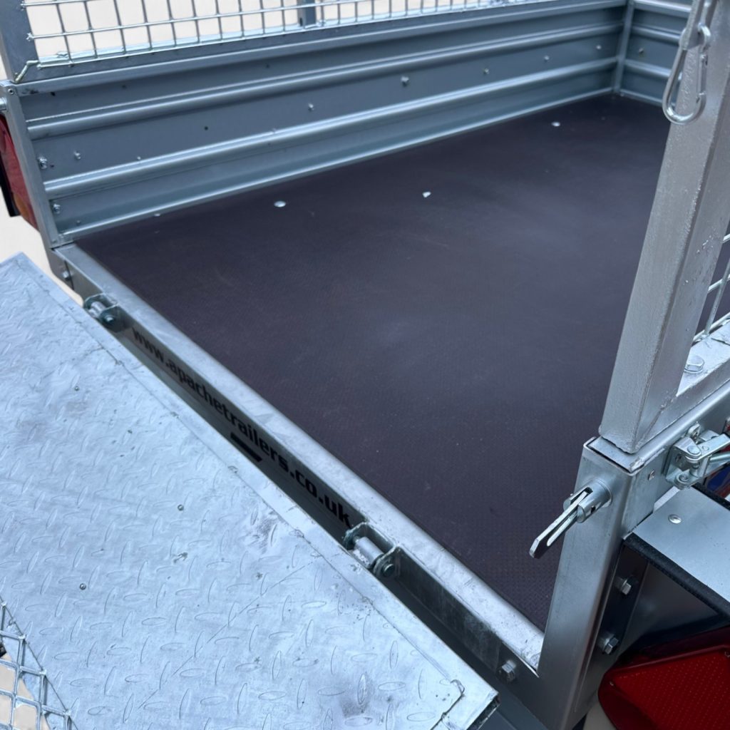 18mm Anti-slip Phenolic Plywood (Buffalo Board) Trailer Floor Boarding