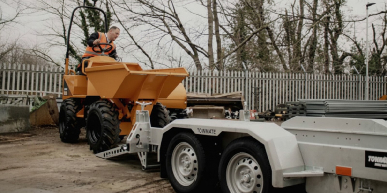 9ft x 4ft Braked Twin Axle Heavy Duty Road Apache Plant Trailer with Rear Loading and Front Bucket Rest - Image 34