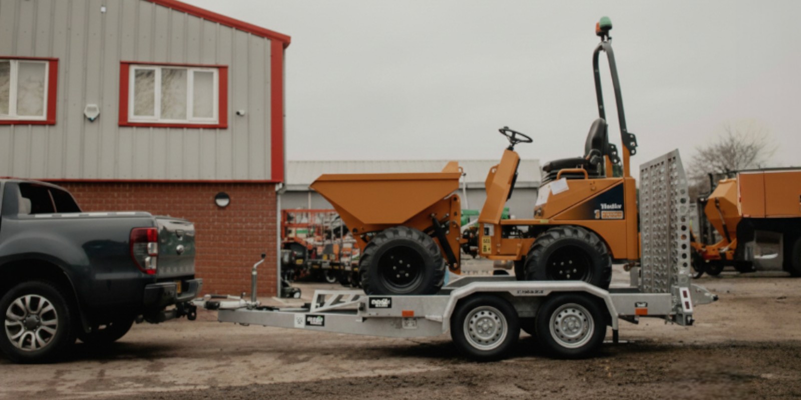 9ft x 4ft Braked Twin Axle Heavy Duty Road Apache Plant Trailer with Rear Loading and Front Bucket Rest - Image 33