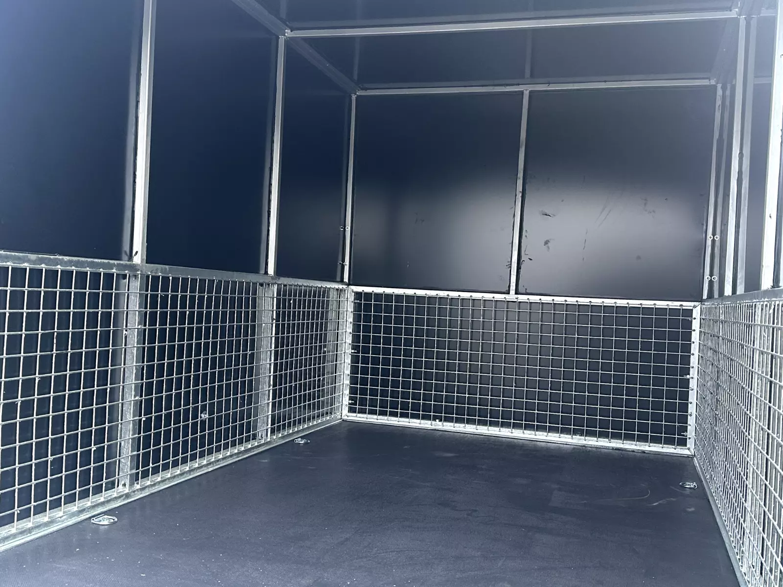 Ex-Demo – 8ft x 5ft Cube 85 Box Trailer with Colour Coded Rear Loading Ramp, Prop Stands & Spare Wheel in Black - Image 3